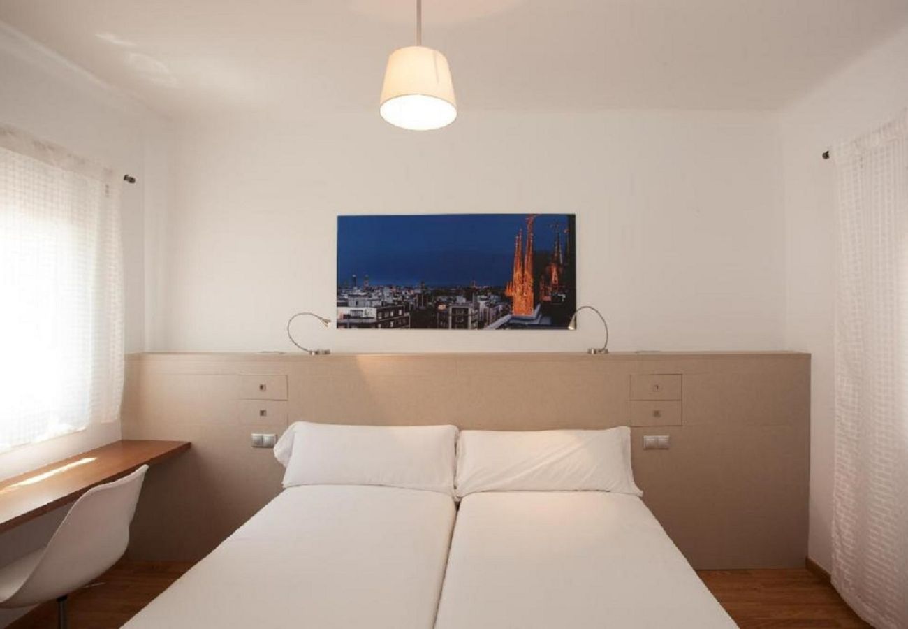 Apartamento en Barcelona - OLA LIVING SAGRADA FAMILIA 5  ATTIC