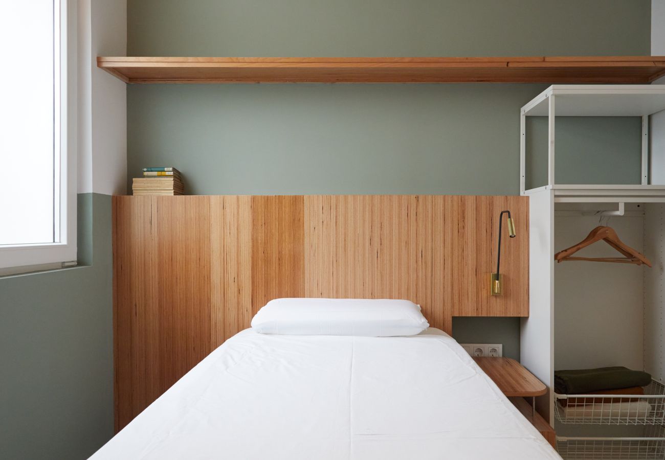 Alquiler por habitaciones en Madrid - Ola Living Hostal Tetuan 3