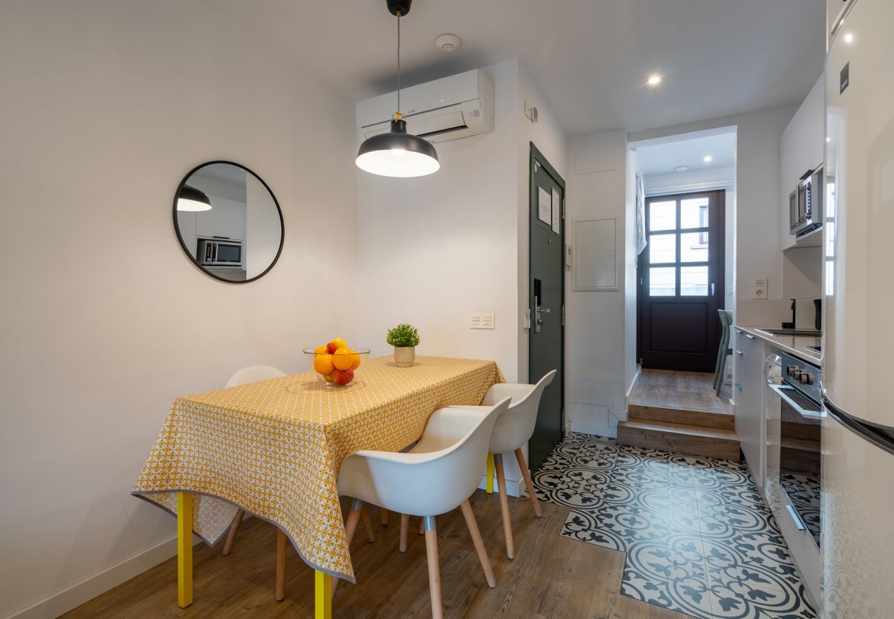 Estudio en Barcelona - OLA LIVING BATLLO ATTIC