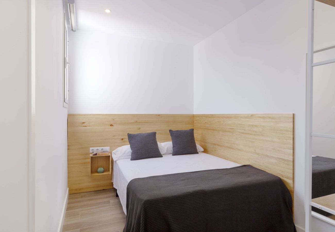 Apartamento en Hospitalet de Llobregat - OLA LIVING CALID ATTIC 1