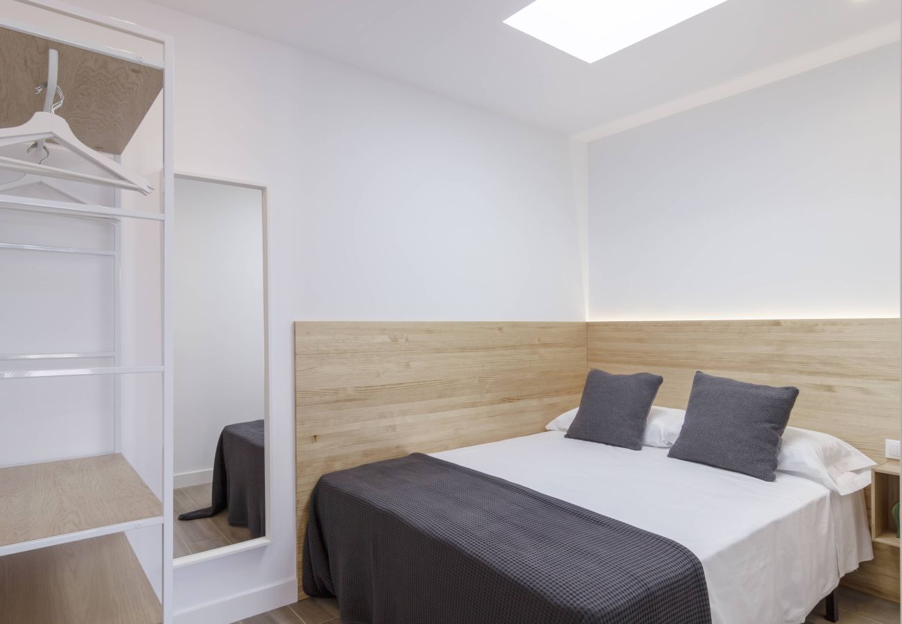 Apartamento en Hospitalet de Llobregat - OLA LIVING CALID ATTIC 1