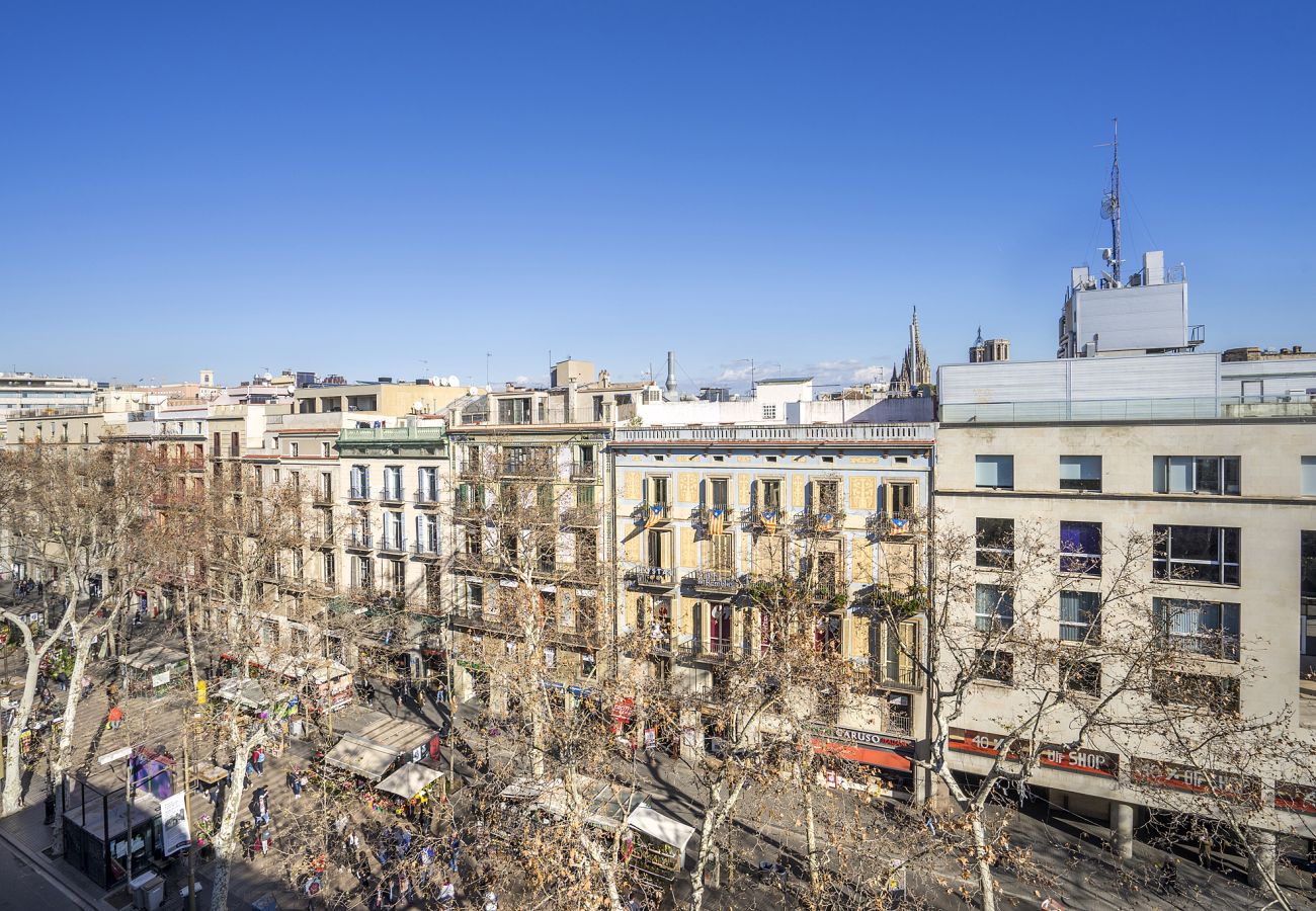 Ferienwohnung in Barcelona - OLA LIVING BOQUERIA 7 ATIC