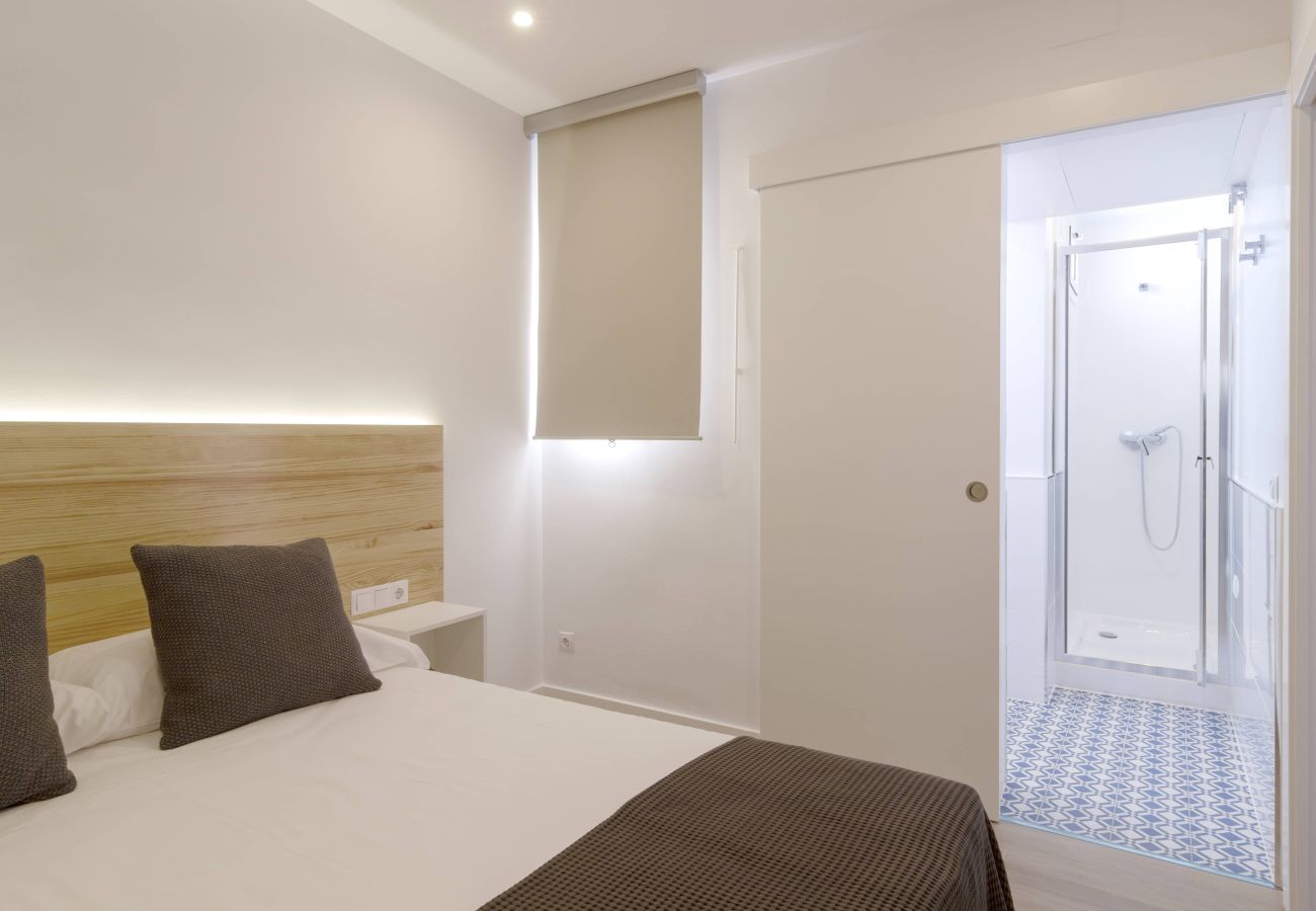 Ferienwohnung in Hospitalet de Llobregat - OLA LIVING CALID 3