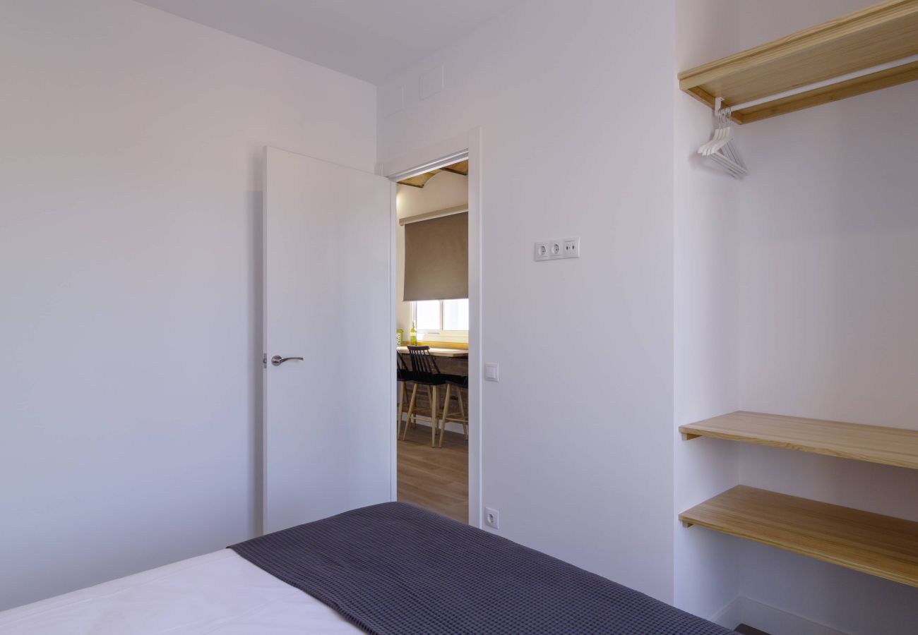 Ferienwohnung in Hospitalet de Llobregat - OLA LIVING CALID 4