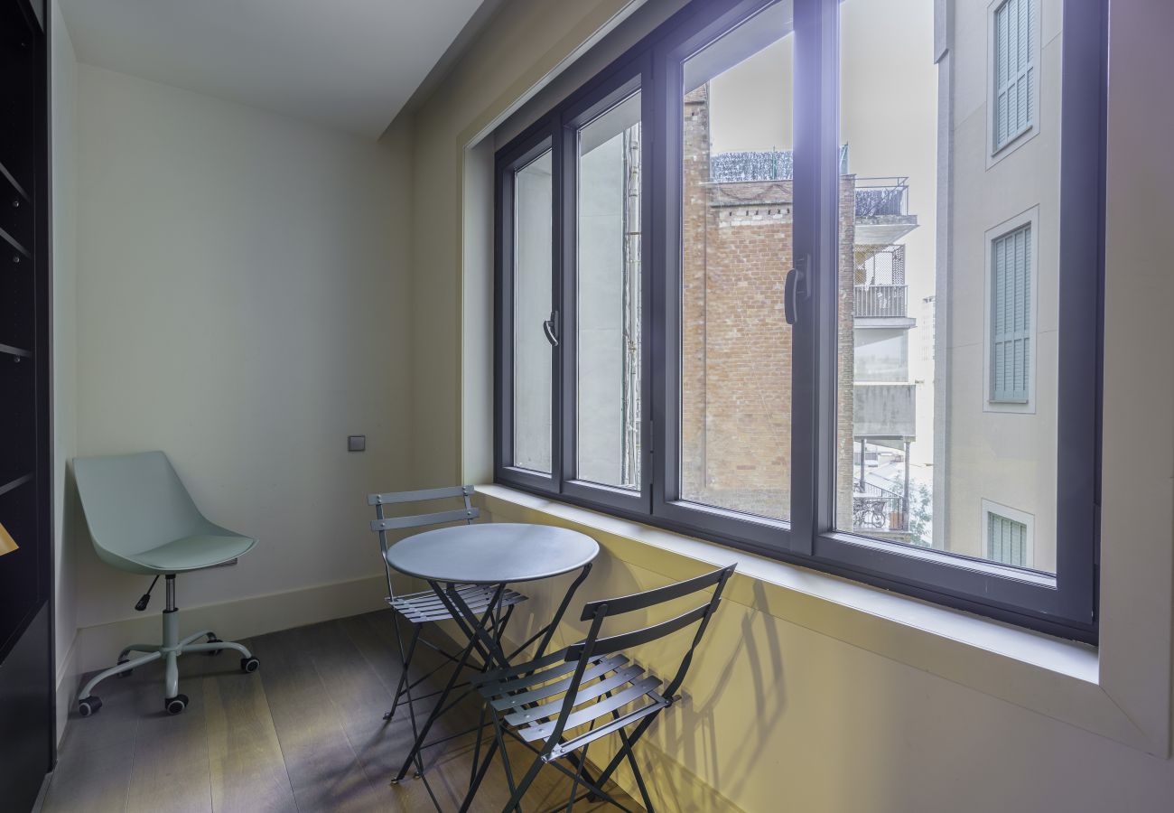 Apartment in Barcelona - OLA LIVING PASEO DE GRACIA 2