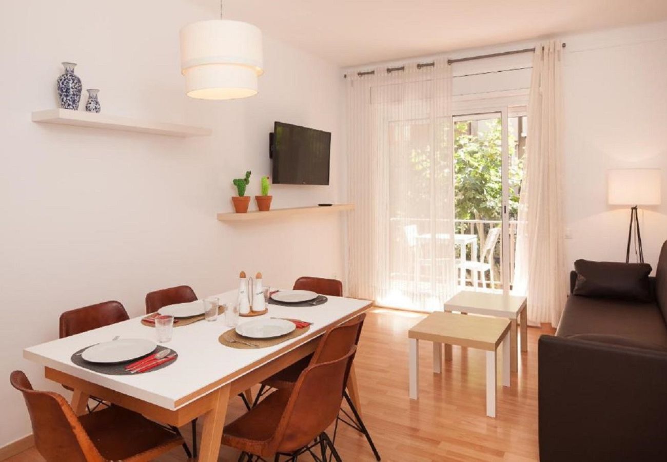 Apartment in Barcelona - OLA LIVING SAGRADA FAMILIA 2