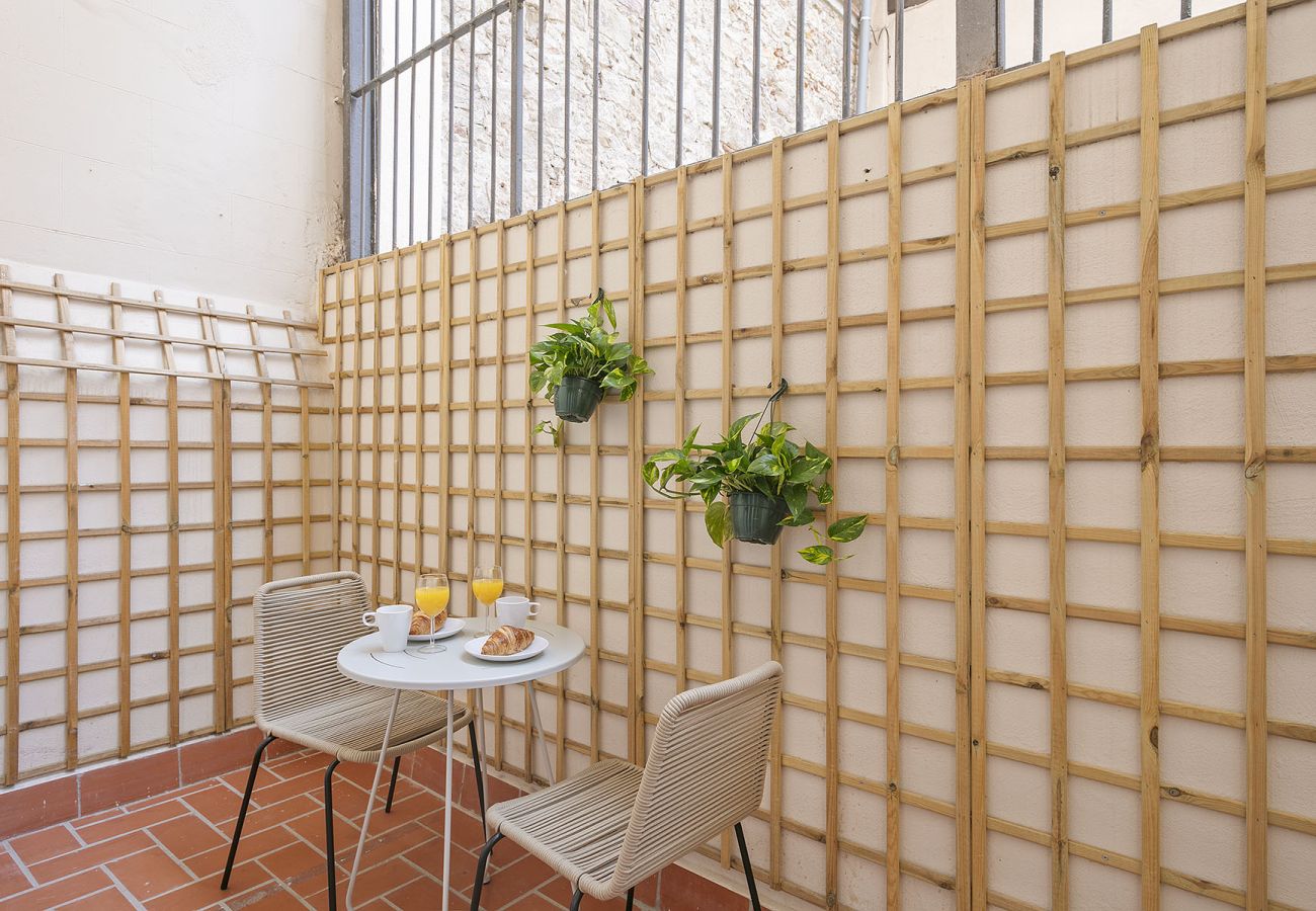 Apartment in Barcelona - Ola Living Diagonal A Bajos 2