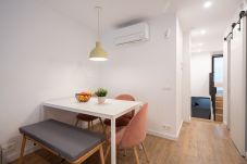 Apartamento em Barcelona - OLA LIVING BATLLO 0