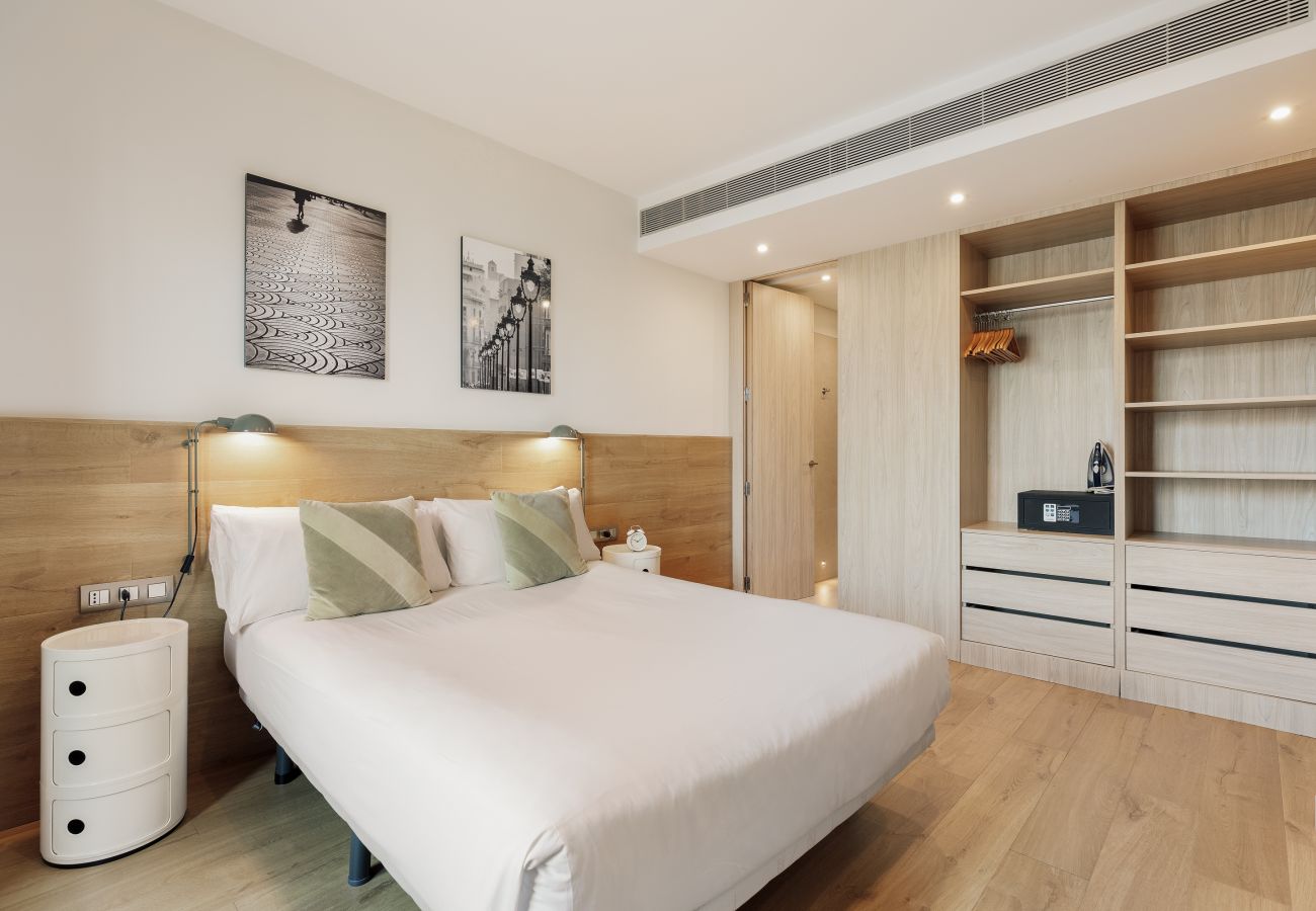 Apartamento em Barcelona - OLA LIVING BOQUERIA 1