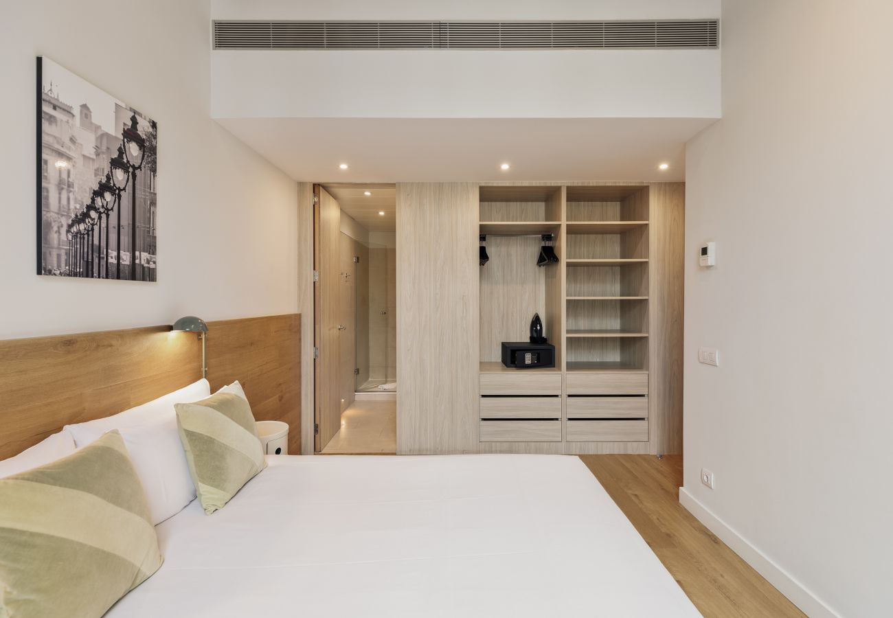 Apartamento em Barcelona - OLA LIVING BOQUERIA 1