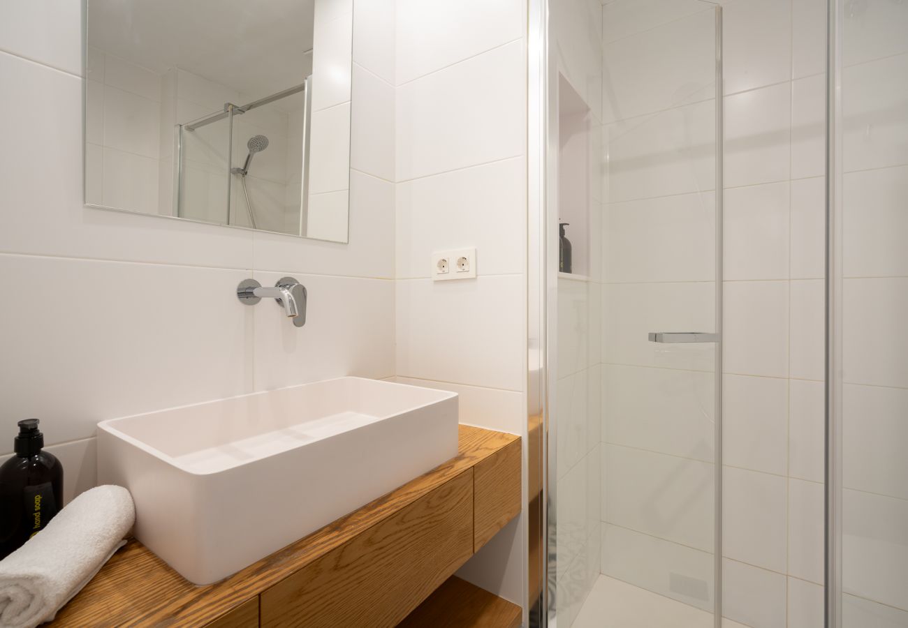 Apartamento em Barcelona - OLA LIVING BATLLO 1