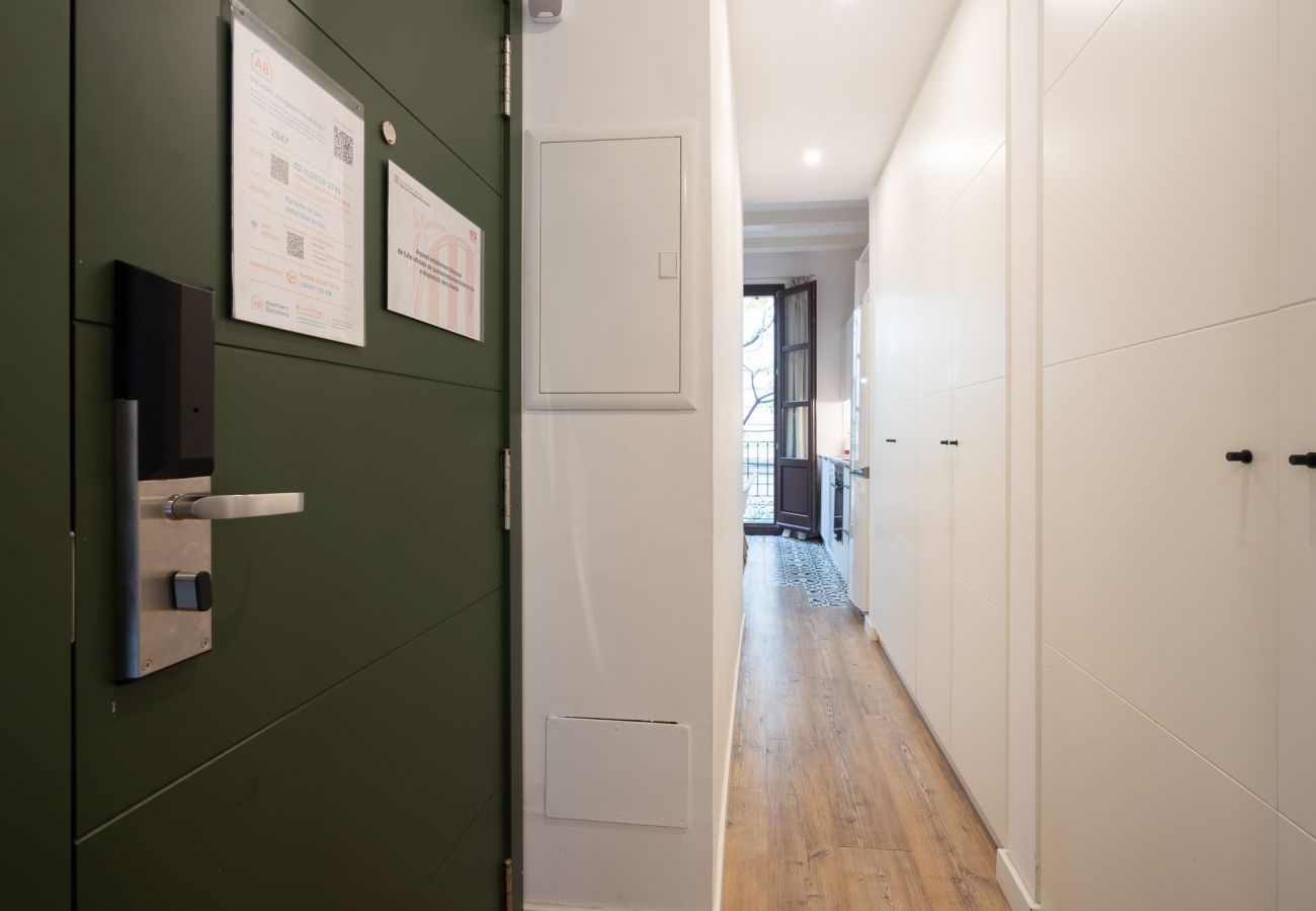 Apartamento em Barcelona - OLA LIVING BATLLO 1