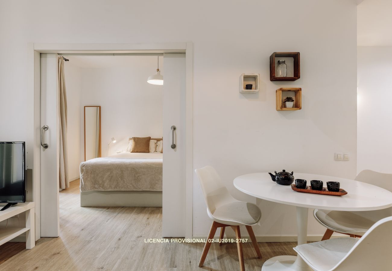 Apartamento em Barcelona - OLA LIVING ST ANTONI 201