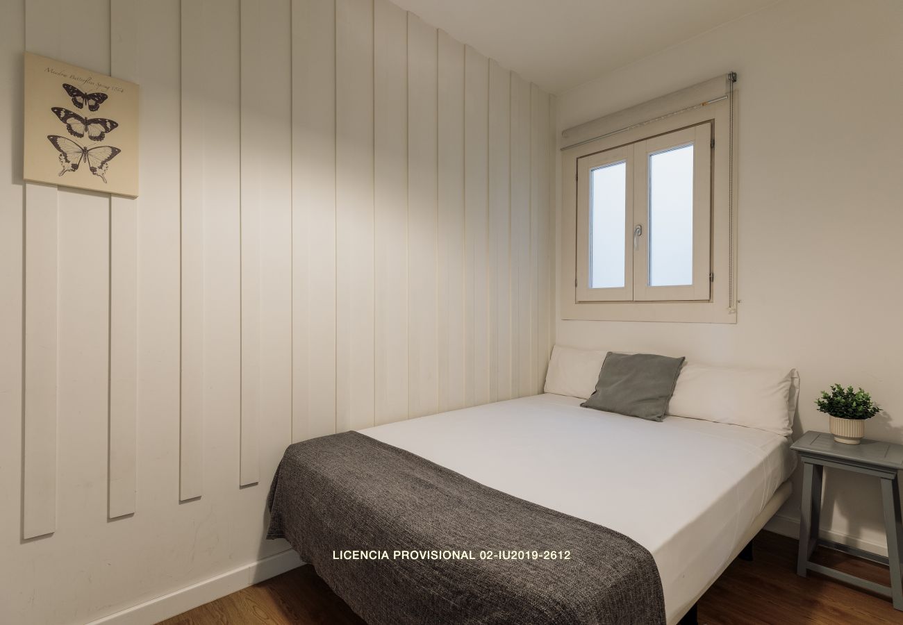 Apartamento em Barcelona - OLA LIVING ST ANTONI A1