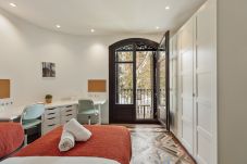 Quarto em Barcelona - Balmes Twin con Balcón